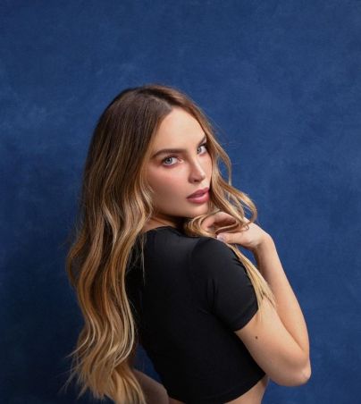 Belinda impone moda con el diseño de sus uñas glaseadas. INSTAGRAM/belindapop