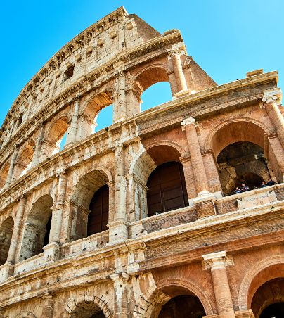 Turista que escribió su nombre en el Coliseo se disculpa "No sabía que era tan viejo" y la policía enfurece. UNSPLASH/Mathew Schwartz