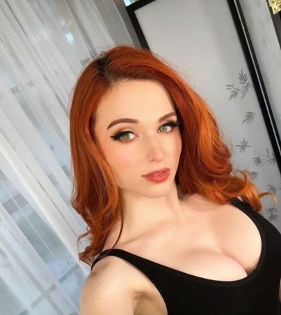 Ella es Amouranth, la streamer que gana una fortuna por dormirse en Twitch, así lo hace (FOTOS). INSTAGRAM/amourathofficial