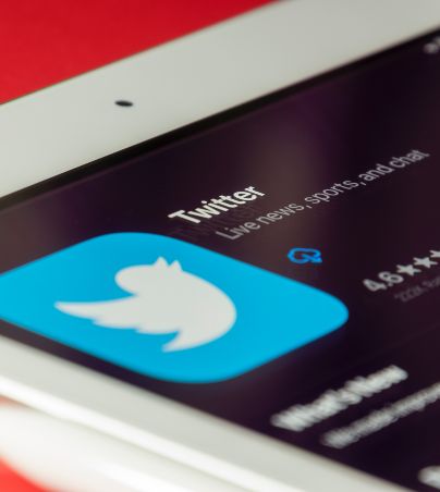 Estas son las novedades de Twitter, para contrarrestar la pérdida de "Larry" el pajarito azul. UNSPLASH/Souvik Banerjee