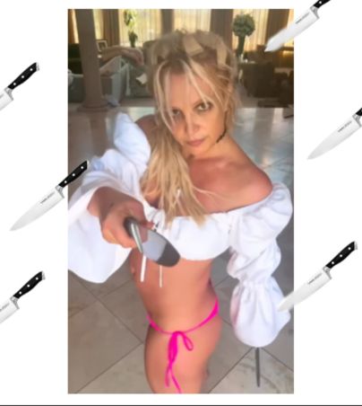 Polémico baile con cuchillos de Britney Spears SALVÓ A LA TIENDA donde los adquirió. INSTAGRAM/BRITNEYSPEARS