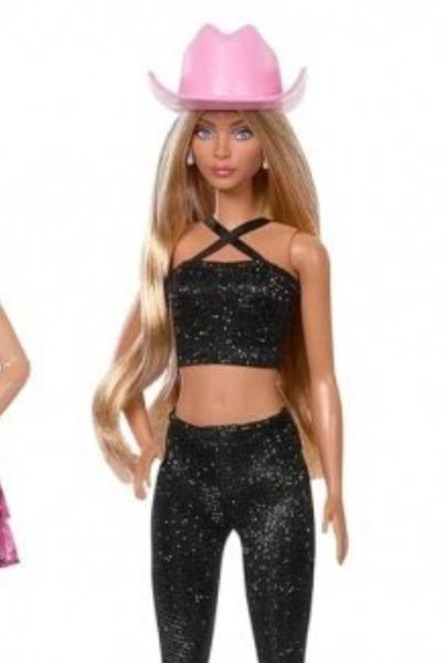 Prepara tu billetera porque se viene la nueva colección de Barbie RBD (FOTOS). TWITTER/MATTEL