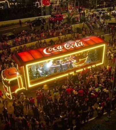 Esta será la ruta de la caravana Coca-Cola 2023 navideña en Guadalajara. Facebook/Bailes de la Comarca