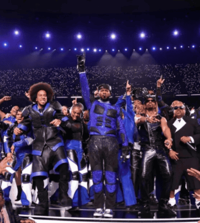 Increíble fiesta la que se vivió en el medio tiempo del Super Bowl con Usher. Facebook/Usher