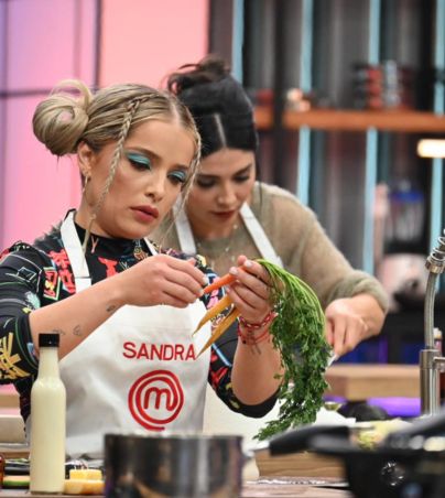 Descubre más de la celebridad que abandonó MasterChef México. Facebook/MasterChef México